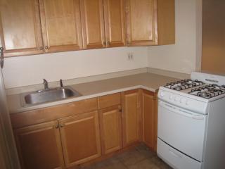 30 Pacific Ave, Middletown NJ  07748-5756 exterior