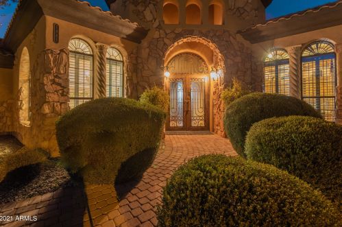 1641 Jay Pl, Chandler, AZ 85286-7035