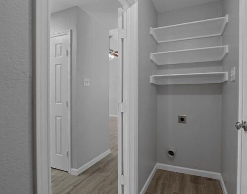 1731 Eastcliff Dr, Dallas TX  75217-1258 exterior