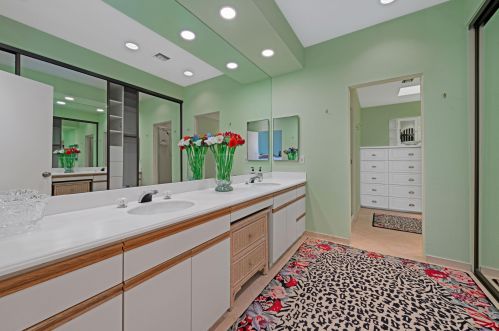 10111 Lakeview Dr, Rancho Mirage CA  92270-1474 exterior