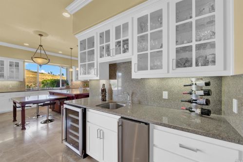 3959 Skyhawk Ln, Vacaville CA  95688-9516 exterior