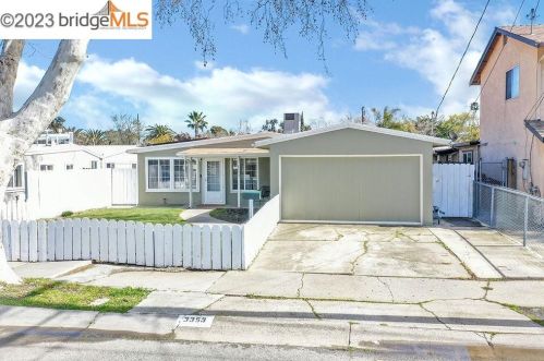 3353 Karen Way, West Pittsburg, CA 94565-4807
