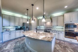 35 Wading Pond Cir, Tomball TX  77375-4674 exterior