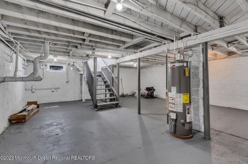 115 Springdale Ave, Tinton Falls NJ  07724-2628 exterior