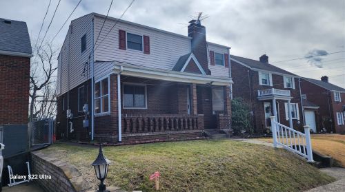 277 Schwab Ave, Whitaker, PA 15120-2238