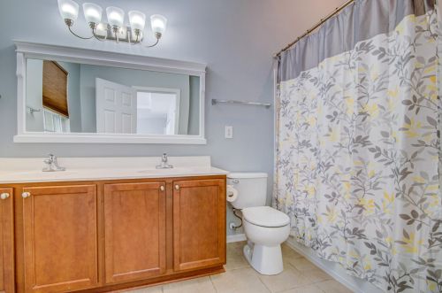 3057 Park West Blvd, Mount Pleasant SC  29466-7216 exterior