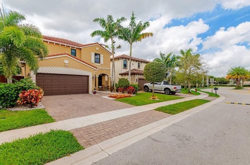 3880 Aspen Leaf Dr, Boynton Beach FL  33436-1700 exterior