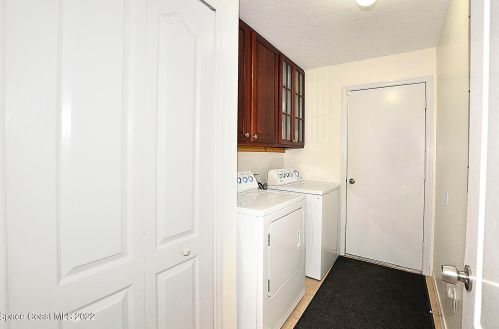 7715 95th Ct, Vero Beach FL  32967-3828 exterior