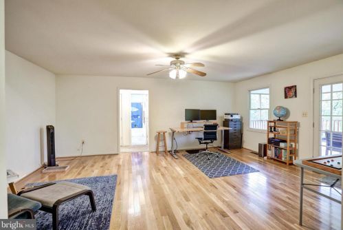 11734 Armistead Filler Ln, Lovettsville VA  20180-1915 exterior