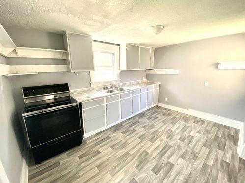 1429 Washington St, New Castle PA  16101-4417 exterior