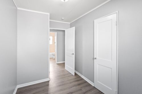 206 Morgan Ave, Milwaukee WI 53207-3724 exterior