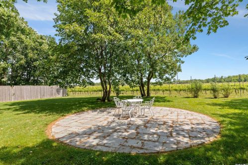 44 Sound Dr, Greenport NY  11944-1007 exterior