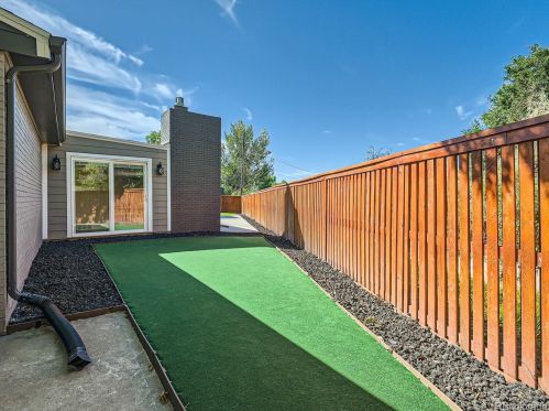 8471 Circle Dr, Westminster CO 80031-3732 exterior