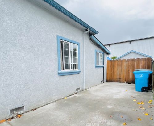 60 Hawkins St, Hollister, CA 95023-4902