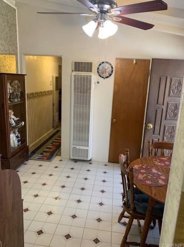 2026 Lingard St, Lancaster CA 93536-6513 exterior