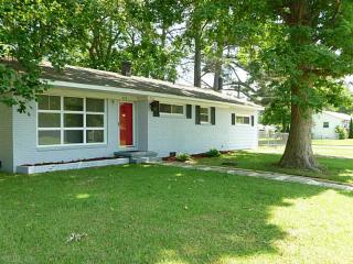 513 Cornwall Rd, Portsmouth, VA 23701-1759