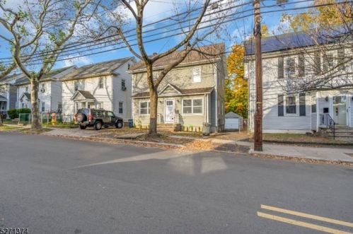 7 Tiffany Blvd, Newark NJ  07104-2415 exterior