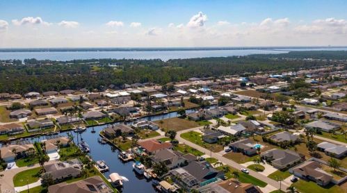 2219 10th Ln, Cape Coral FL  33990-1908 exterior