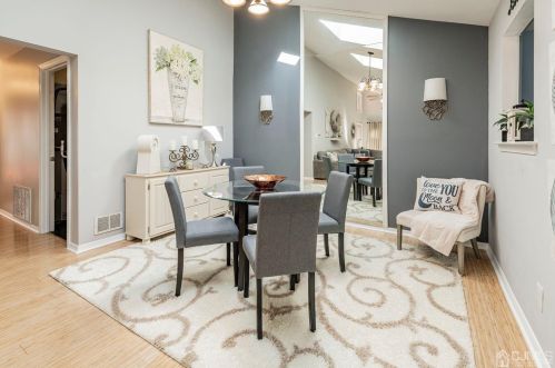 31 Portsmouth Dr, Old Bridge NJ  08857-3116 exterior