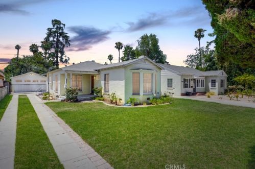 4586 Sunnyside Dr, Riverside, CA 92506-2317