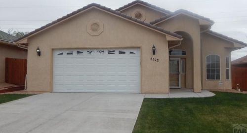 5122 Applecrest Dr, Pueblo, CO 81005-3346