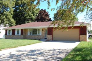 1517 Maria St, Racine, WI 53404-2416