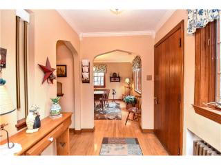 209 Morewood Rd, Glenshaw, PA 15116-2046