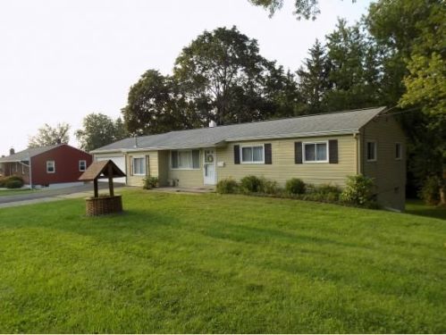 3321 Brentwood Pl, Vestal, NY 13850-2115