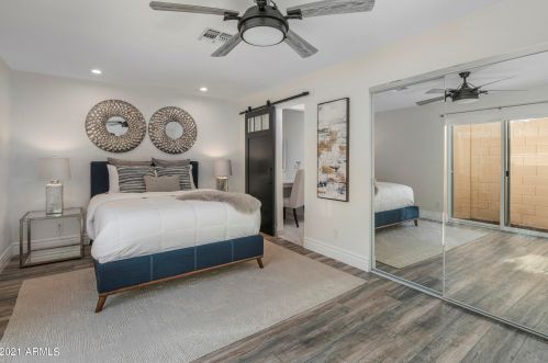 8649 Plz Ave, Scottsdale AZ 85250-6706 exterior