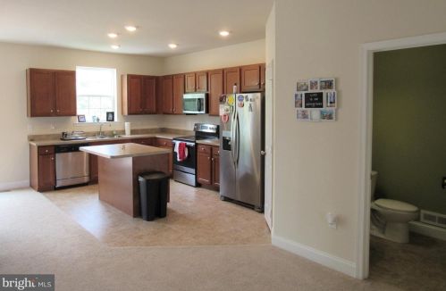 2047 Crown Mill Dr, Centre, PA 19541-9403