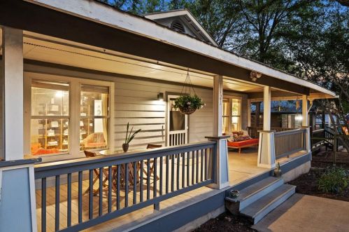 1121 Delano St, Austin TX 78721 exterior