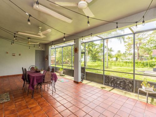5272 Lake Blvd, Delray Beach FL  33484-4270 exterior