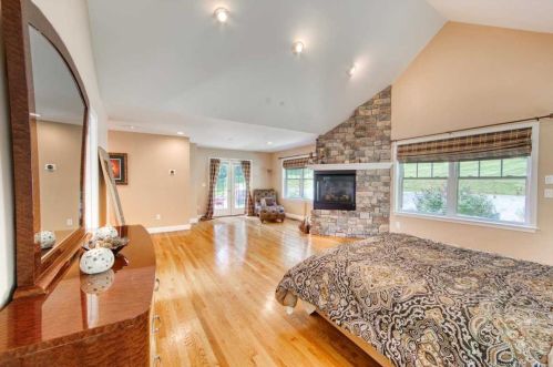 21 Mount Hope Rd, Mahopac NY  10541-1642 exterior