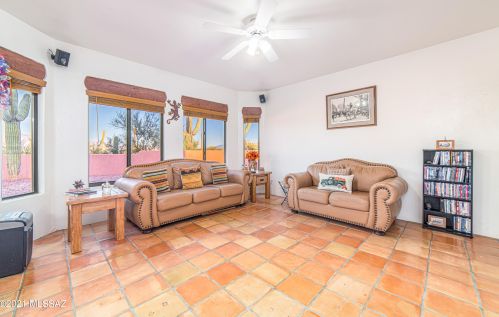 2620 Camino De Oeste, Tucson AZ 85746-9092 exterior