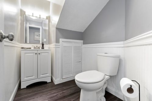 109 Redbud Dr, Beaver Falls PA  15010-1152 exterior