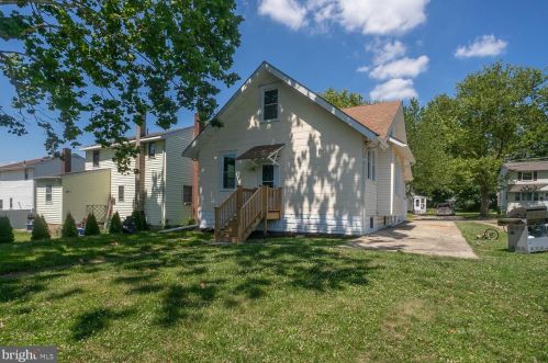 457 Lexington Ave, Camden NJ  08110-2828 exterior