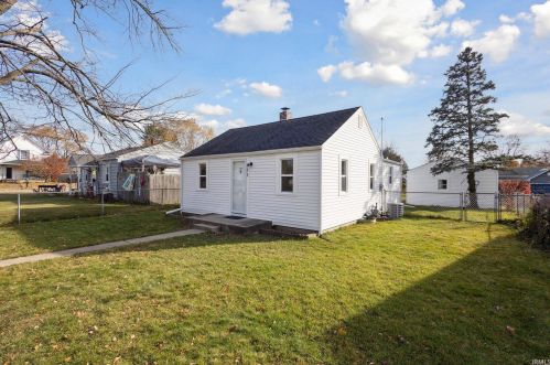 311 La Salle Ave, Mishawaka IN  46545-6224 exterior