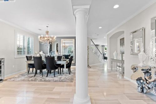 1799 Tramonti Dr, Pleasanton CA  94568-4249 exterior