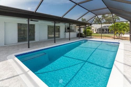 3405 16 Pl, Cape Coral FL  33909-2252 exterior