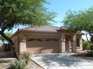 4327 59th Dr, Phoenix, AZ 85043-1972