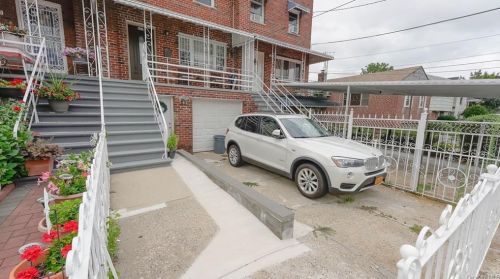 4067 Wilder Ave, Bronx, NY 10466-2328