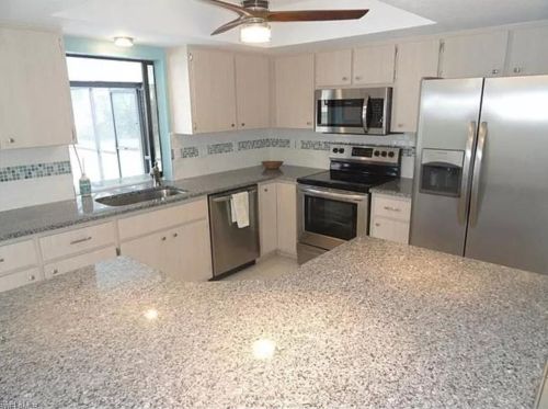 1021 6th Ave, Cape Coral, FL 33909-1365