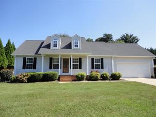 128 Orchard Spring Dr, Inman SC  29349-6505 exterior