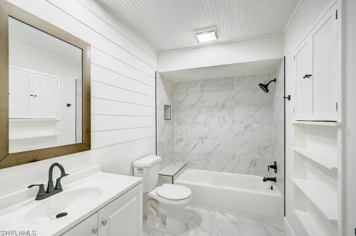 208 43 Ter, Cape Coral FL  33904-8425 exterior