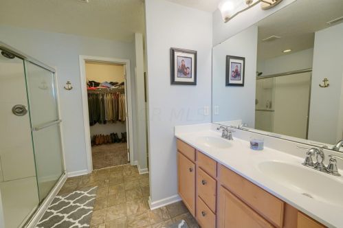 123 Stirling Way, Pataskala OH  43062-7863 exterior