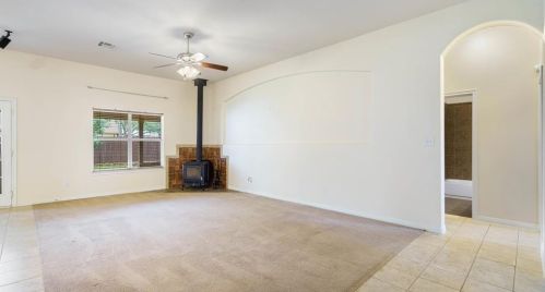 429 Valley Oaks Loop, Georgetown TX  78626-7770 exterior