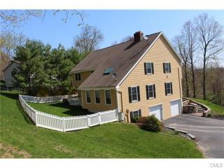 6 Ralto Ct, Danbury CT  06811-4258 exterior