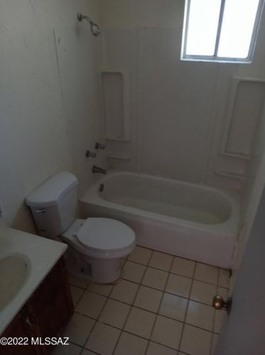 3723 Estrella Ln, Tucson AZ  85705-3307 exterior