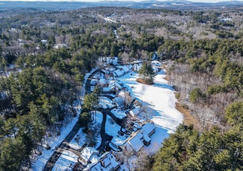 17 Atherton Ln, Amherst NH  03031-3064 exterior