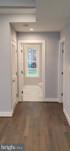 6912 Westlawn Dr, Falls Church VA  22042-2653 exterior